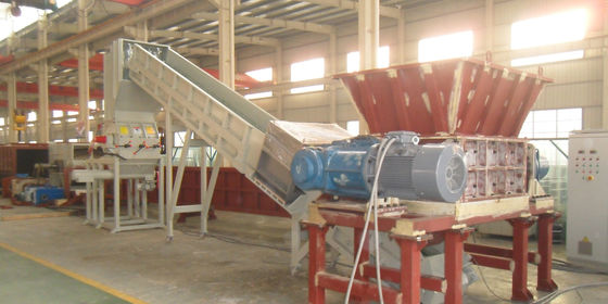 22kw 3000kg/H μπουκαλιών πλαστική αποβλήτων καταστροφέων εγγράφων κατανάλωση ενέργειας μηχανών μικρή