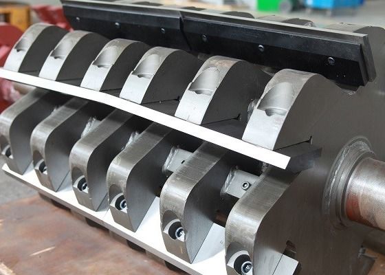1200KG πλαστικός θραυστήρας αποβλήτων Χ βαρύς ισχυρός