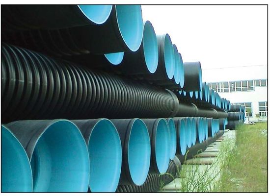 HDPE PP διπλοτειχισμένη ζαρωμένη Dwc μηχανή εξώθησης σωλήνων