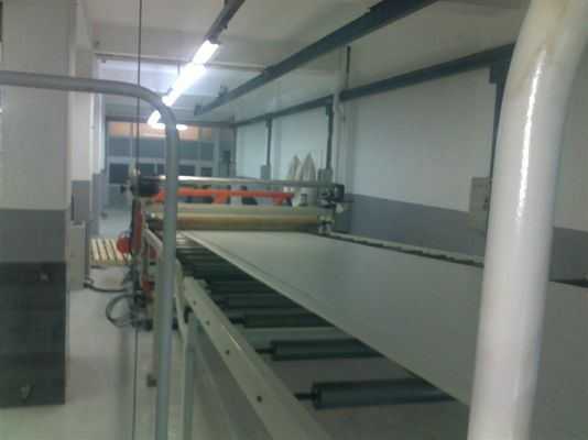 Μηχανή κατασκευής πινάκων διαφήμισης PVC WPC 1560MM