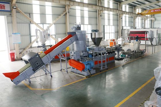 LDPE BOPP πλαστική ταινία τη μηχανή τρία που ενσωματώνεται που ανακυκλώνει Pelletizing η γραμμή